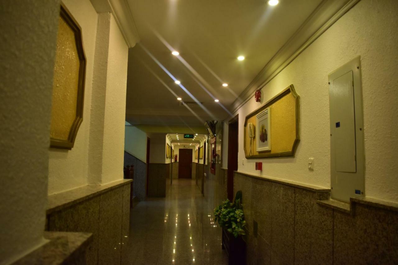Genac Hotel Янбу Экстерьер фото